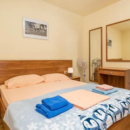 2 Bedroom Beautiful In *