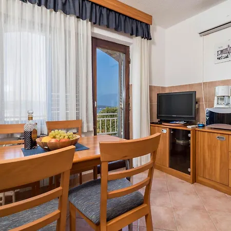 Apartment In With Wifi