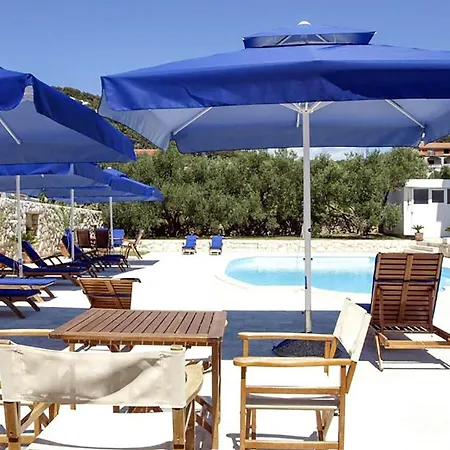 2 Bedroom Beautiful In Appartamento Barbat na Rabu